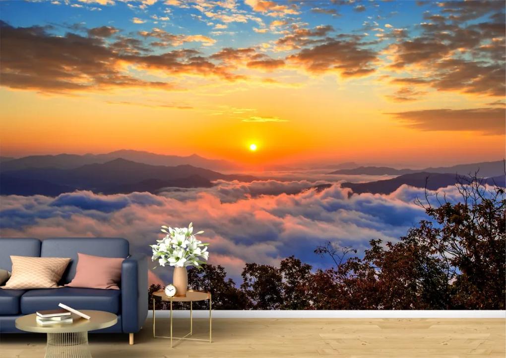Tapet Premium Canvas - Muntele Seoraksan acoperit de ceata la rasarit
