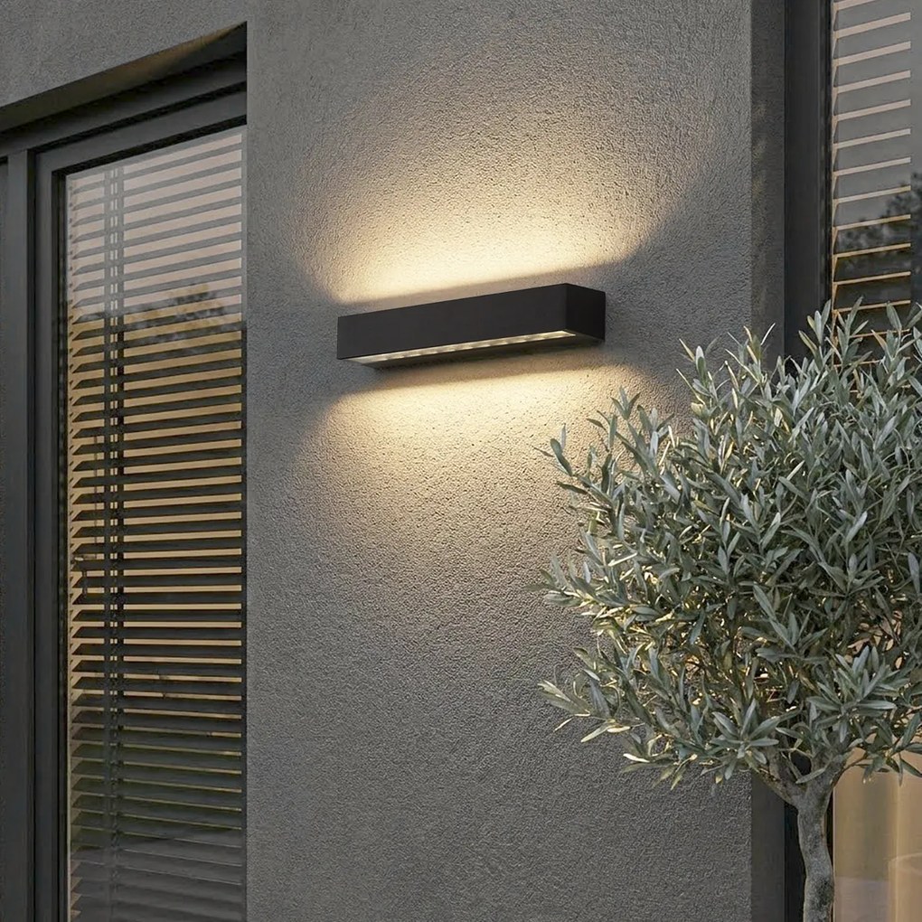 Lampă industrială de perete pentru exterior neagră 38cm incl. LED IP65 - Hannah