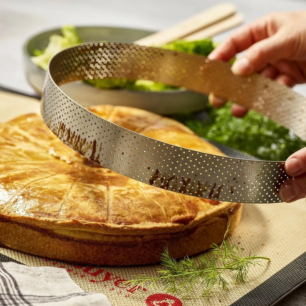 Inel de tort perforat cadru rotund De Buyer 3098.09, 24,5 cm, oțel inoxidabil, 24,5 cm