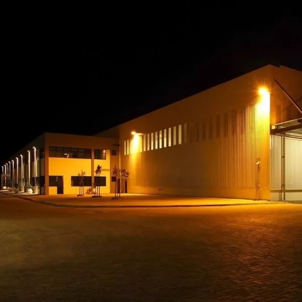 Proiector LED RGB dimabil inteligent LED/20W/230V IP65 alb