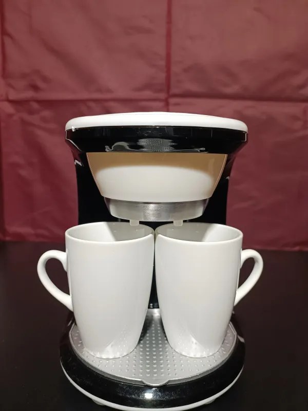 La mâna a doua: Cafetiera First Austria FA-5453-2, 450W, 2 cesti, Filtru detasabil, Alb