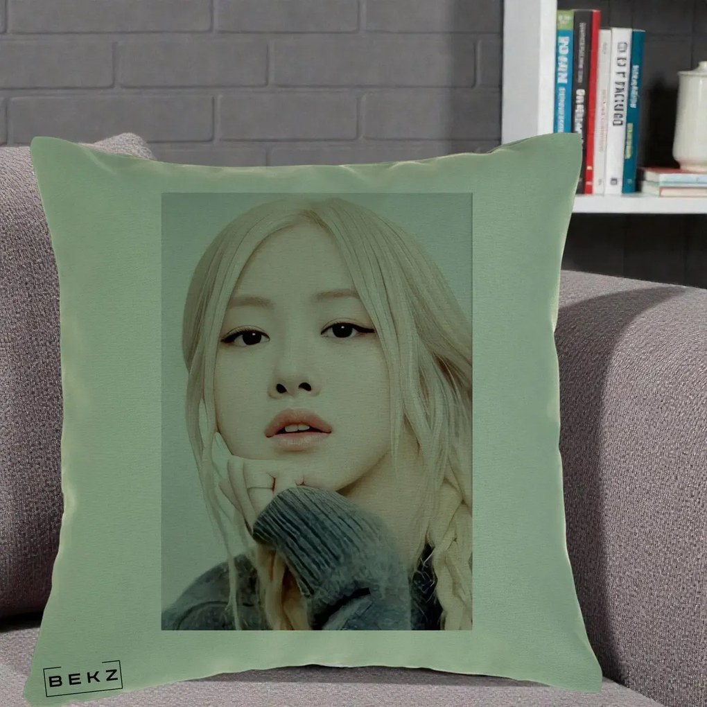 Perna Personalizata K-pop BLACKPINK Rose cu Jucarie de Plus, 40x40 cm, Verde, Husa Detasabila, Perna Inclusa, BEKZ®