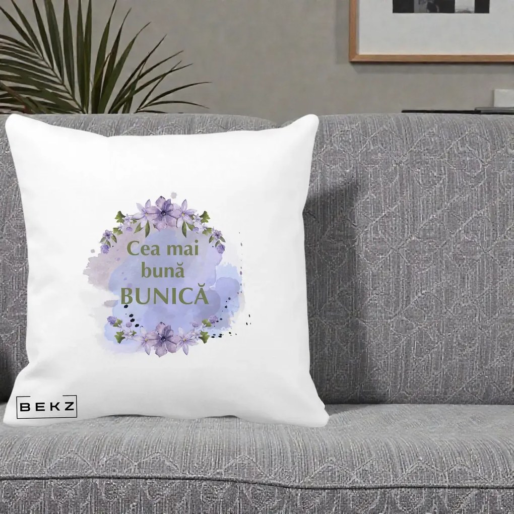 Cadou pentru Bunica - Perna Personalizata Cea Mai Buna Bunica Flori Mov Acuarela Auriu, 40x40 cm, Alba Mata, Husa Detasabila, Perna Inclusa, BEKZ®