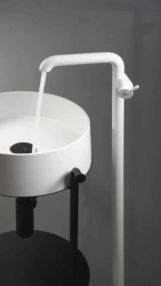 🚰 Baterie chiuvetă freestanding SILIA, finisaj bianco – Cod BQS_A2KK