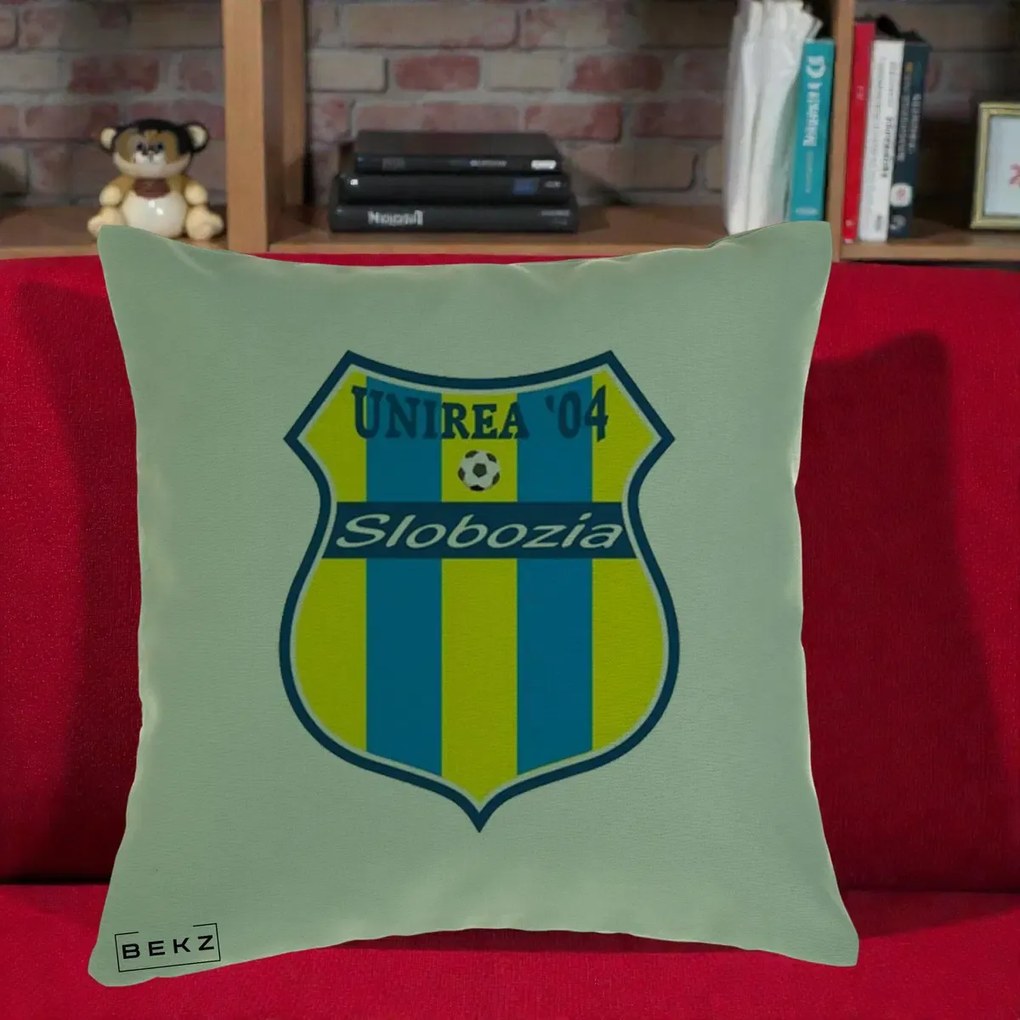Perna Personalizata Unirea '04 Slobozia Fotbal, 40x40 cm, Verde, Husa Detasabila, Perna Inclusa, BEKZ®