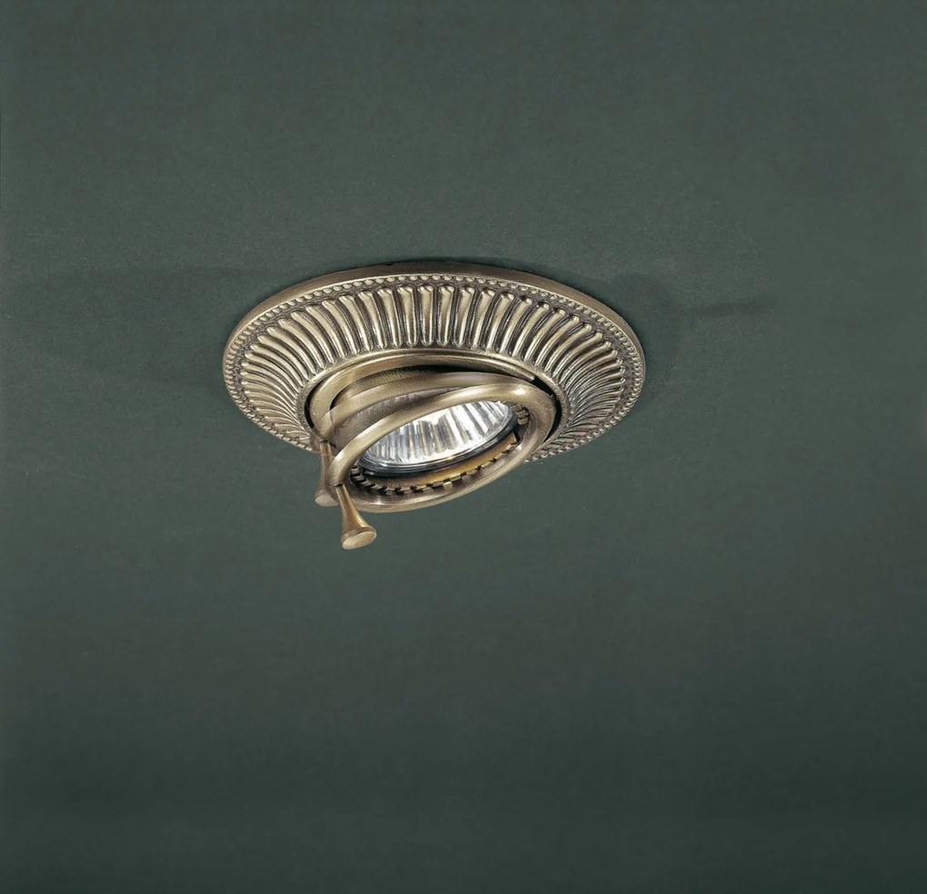 Spot incastrabil directionabil design clasic din alama SPOT 1082