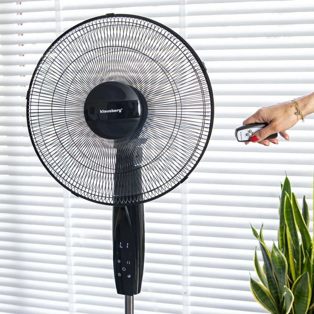Ventilator cu picior cu telecomandă Klausberg KB-7718, 40 cm, negru - LED, oscilație, temporizator, 3 viteze