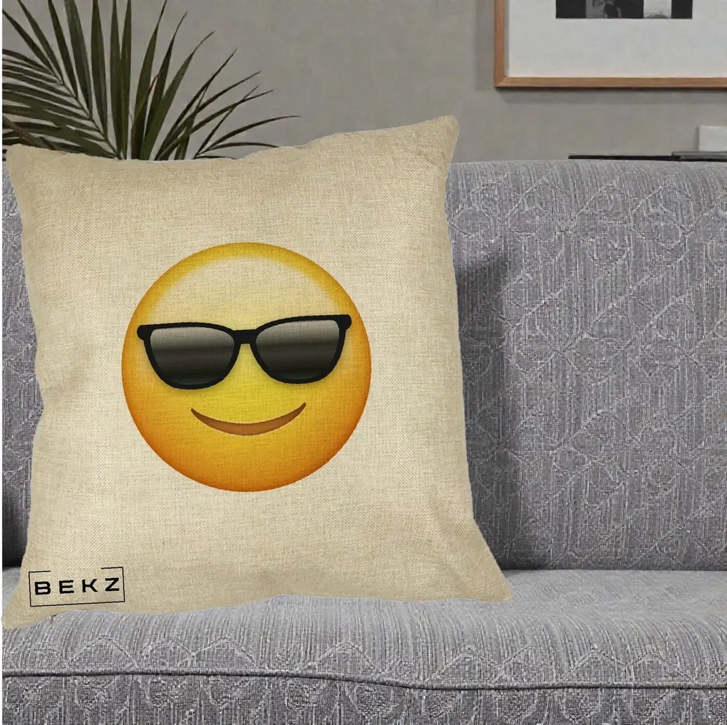 Perna Decorativa Emoji Cool Ochelari, 40x40 cm, Crem, Husa Detasabila, Perna Inclusa, BEKZ®