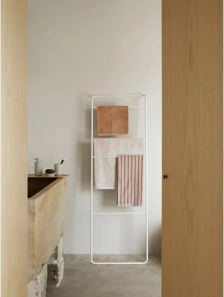 Săpunieră crem din polirășină Kua – Blomus