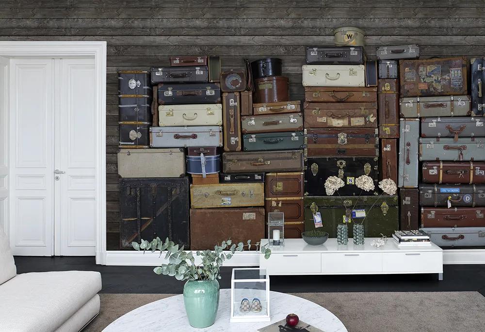 Tapet STACKED SUITCASES