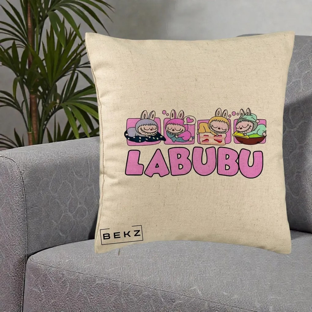 Perna Personalizata Labubu Sleeping Quad, 40x40 cm, Bej, Husa Detasabila, Perna Inclusa, BEKZ®