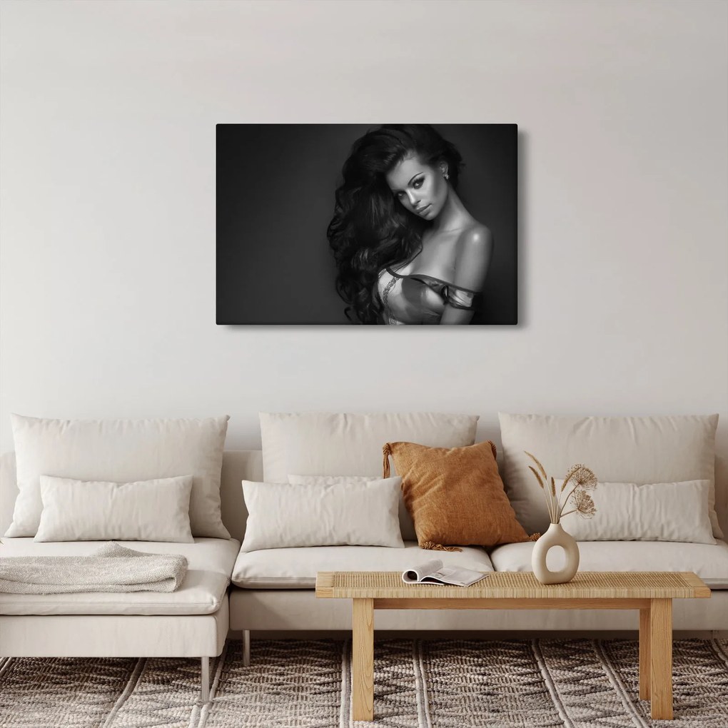 Tablou - Portretul unei femei seducătoare, alb-negru (90x60 cm)