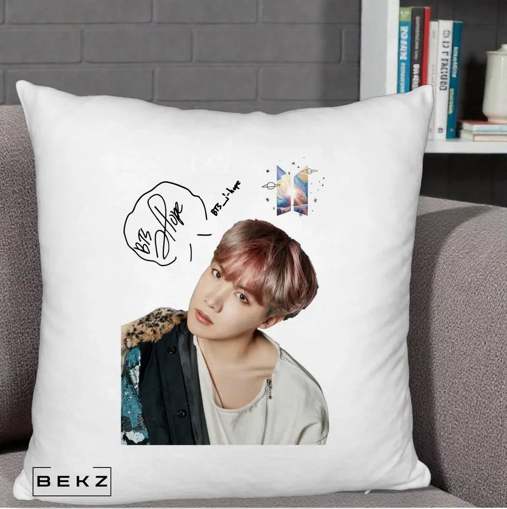 Perna Personalizata K-pop BTS J-Hope Par Roz Autograf, 40x40 cm, Alb Pufos, Husa Detasabila, Perna Inclusa, BEKZ®