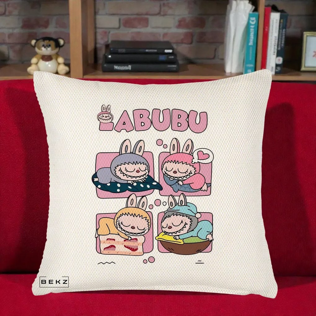 Perna Personalizata Labubu Sleeping Quad Grid, 40x40 cm, Crem Reliefat, Husa Detasabila, Perna Inclusa, BEKZ®