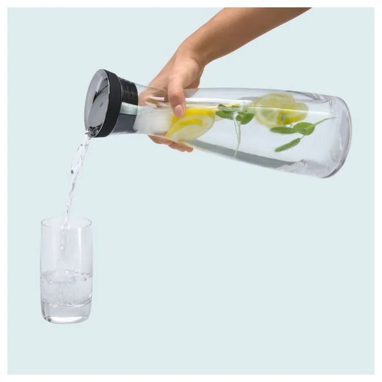 Carafă din sticlă pentru apă WMF, 1,5 l