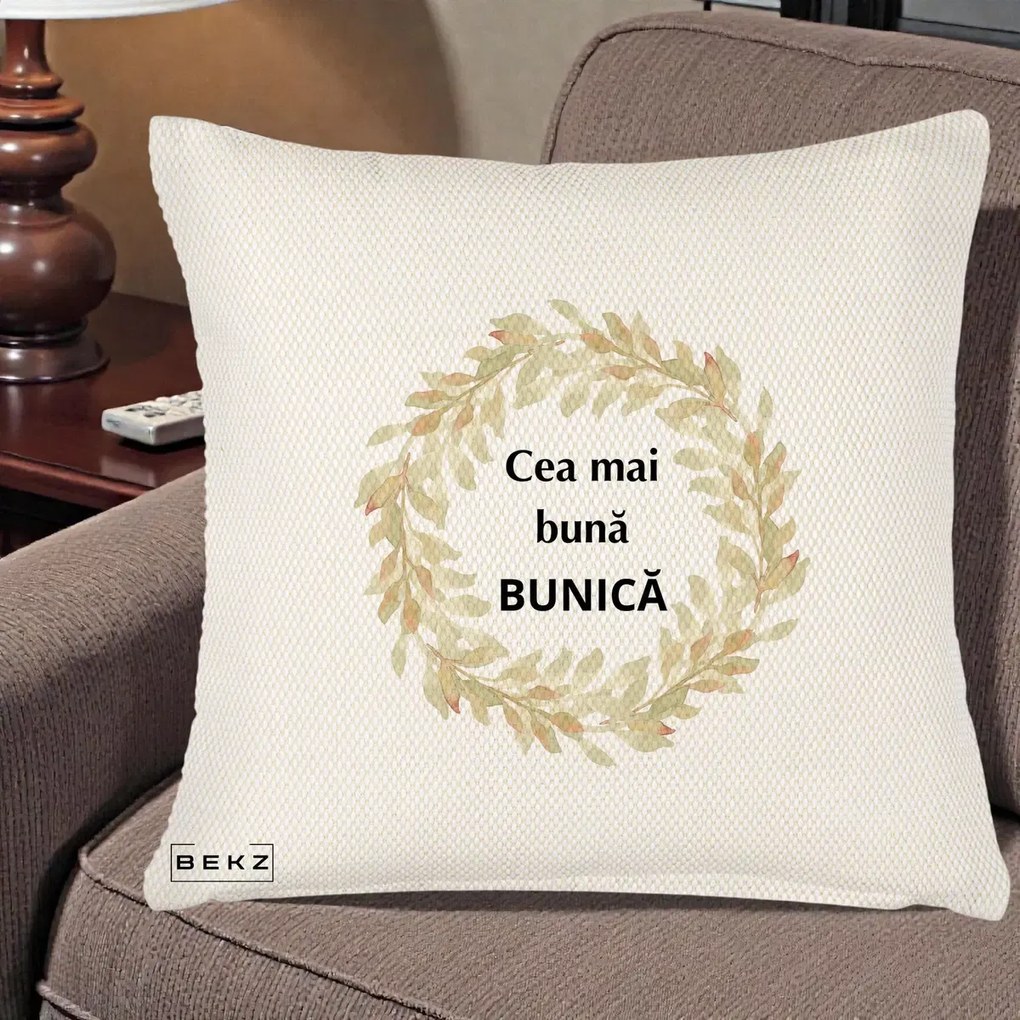 Cadou pentru Bunica - Perna Personalizata Cea Mai Buna Bunica Coronita Frunze Acuarela, 40x40 cm, Crem Reliefat, Husa Detasabila, Perna Inclusa, BEKZ®