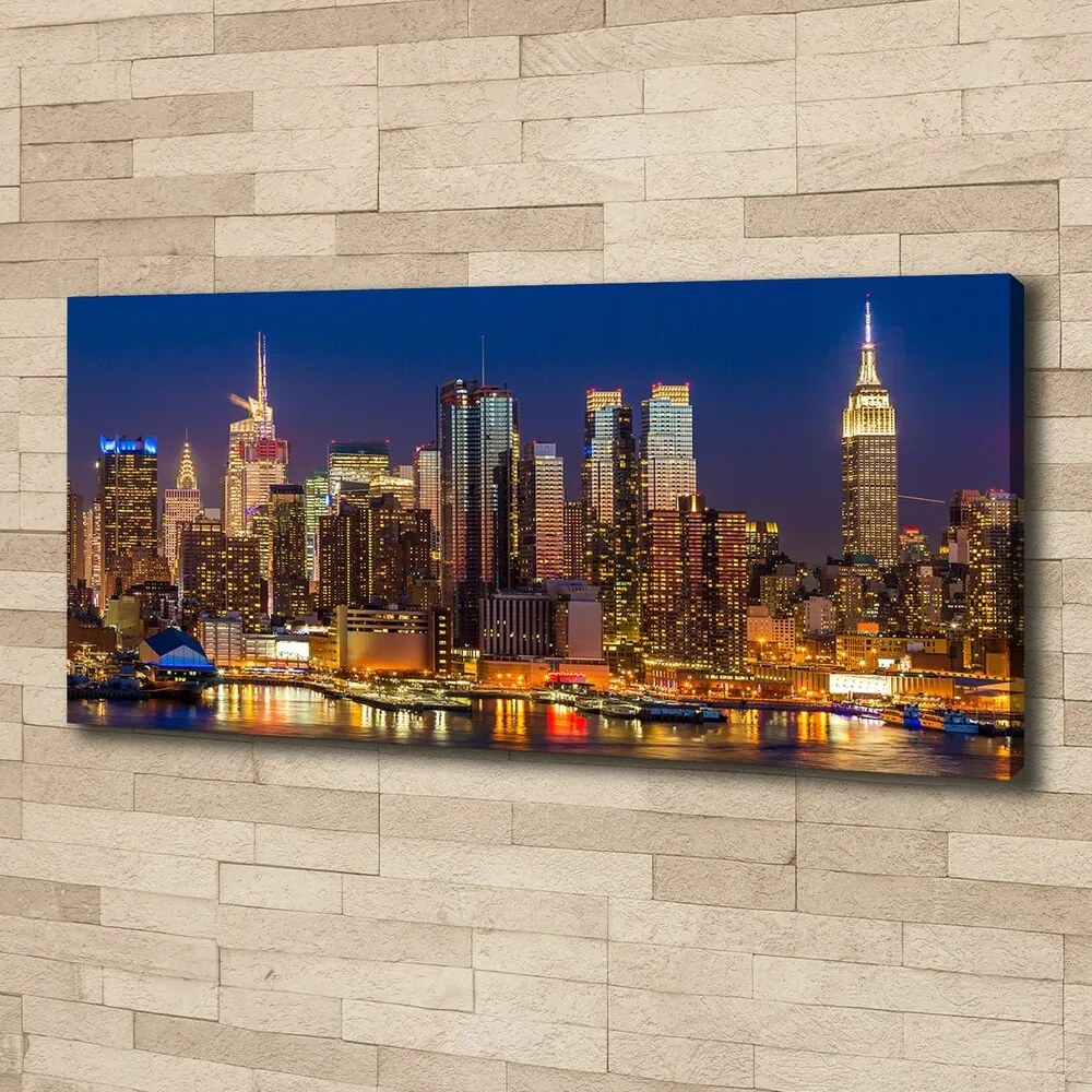 Imprimare tablou canvas Manhattan pe timp de noapte
