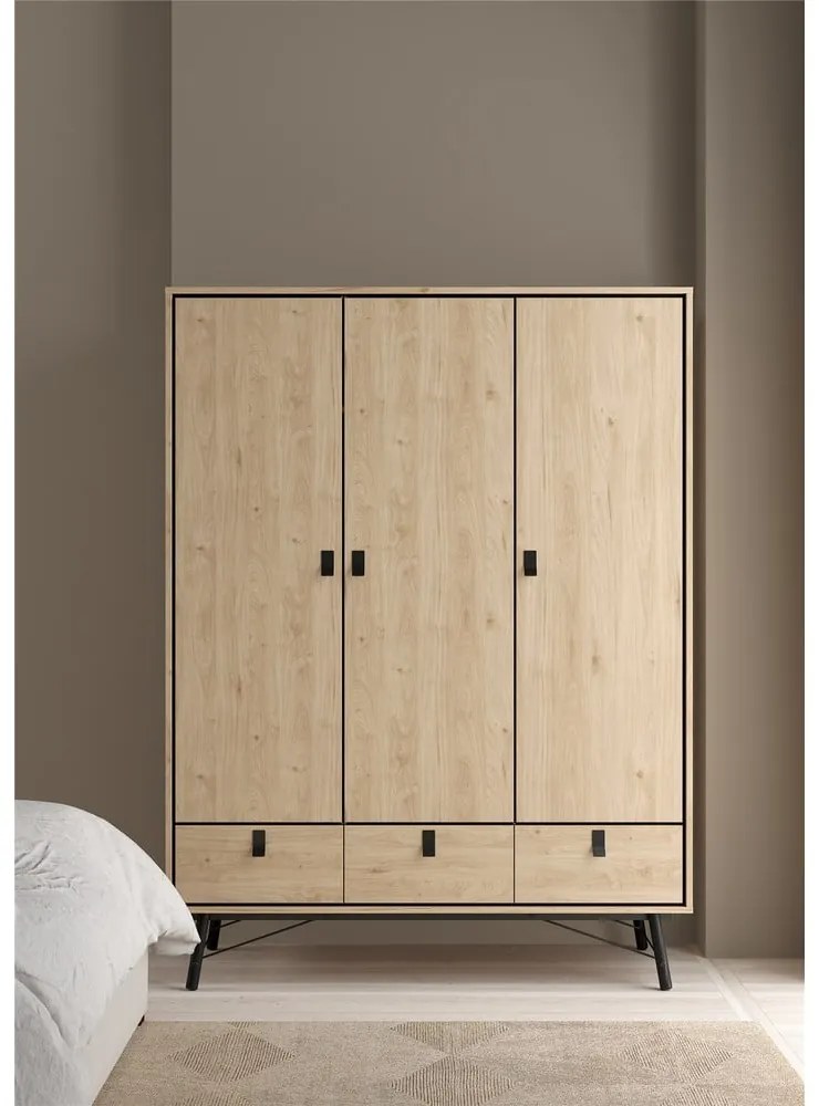 Șifonier cu aspect de lemn de stejar 150x200 cm Ry – Tvilum