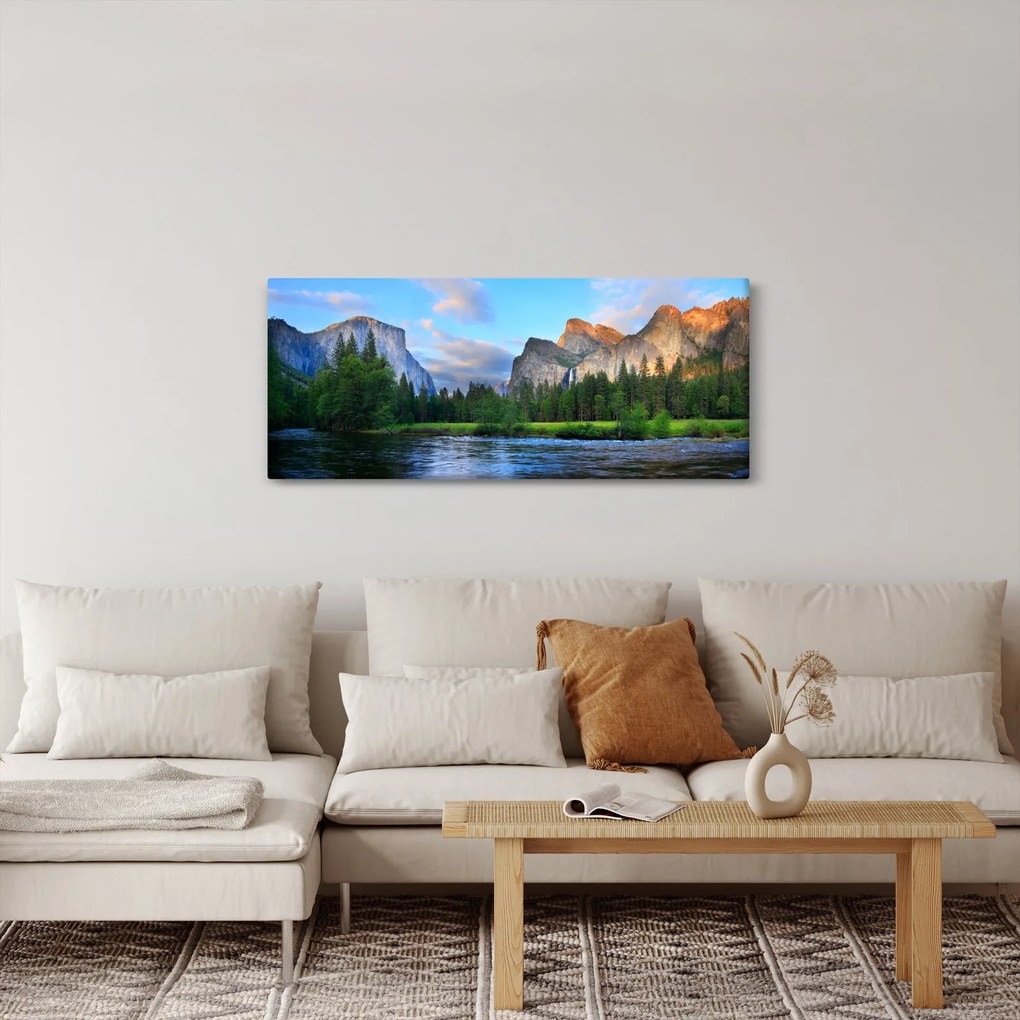 Tablou cu peisaj montan sălbatic (120x50 cm)