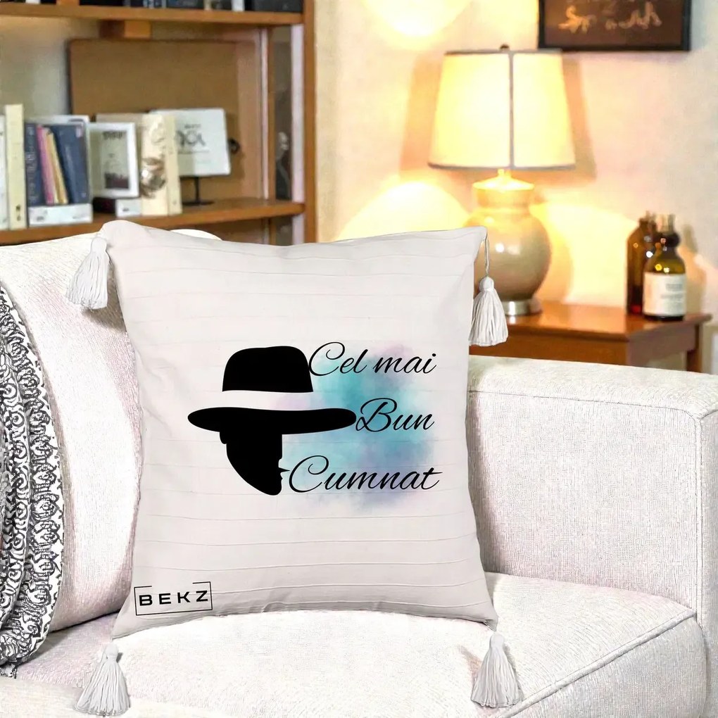 Cadou pentru Cumnat - Perna Personalizata Cel mai Bun Cumnat cu Silueta Palarie si Pete Teal-Roz, 40x40 cm, Bej cu Franjuri, Husa Detasabila, Perna Inclusa, BEKZ®