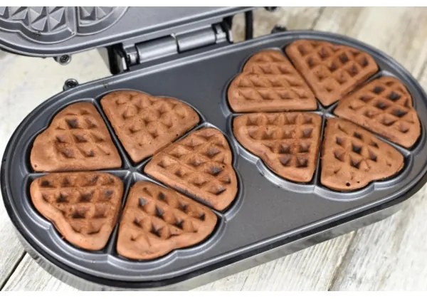 Heinner HWF-1000CR - Aparat de vafe 1000W/230V negru/aur roz