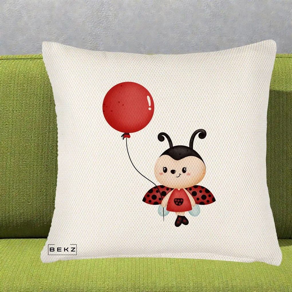 Perna Decorativa Buburuza cu Balon Rosu, 40x40 cm, Crem Reliefat, Husa Detasabila, Perna Inclusa, BEKZ®