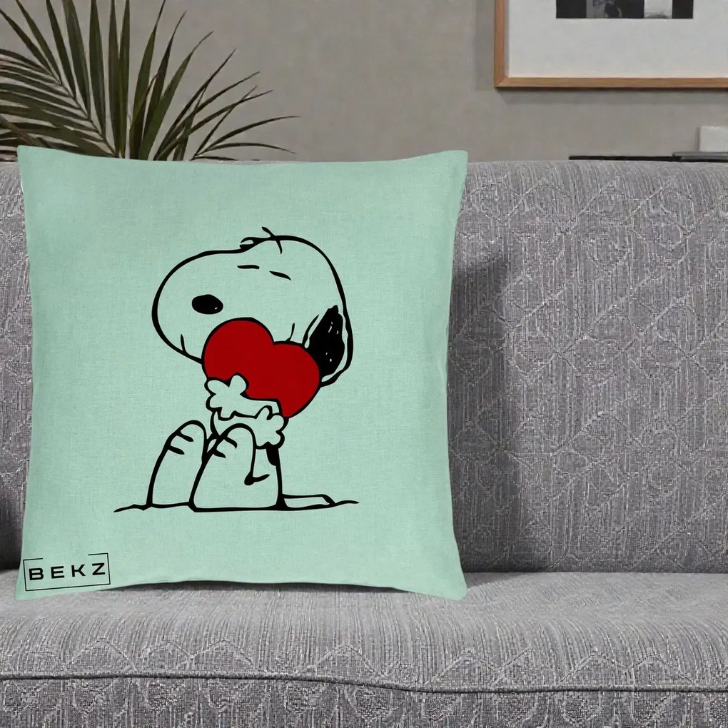 Perna Personalizata Snoopy cu Inima, 40x40 cm, Verde Menta, Husa Detasabila, Perna Inclusa, BEKZ®