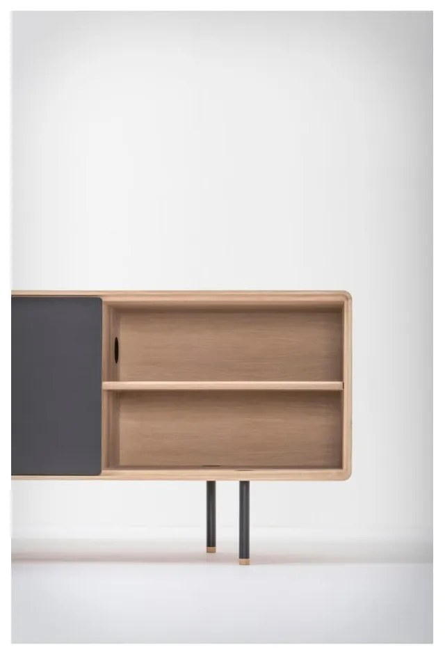 Comodă TV neagră/în culoare naturală din lemn de stejar 180x64 cm Fina – Gazzda