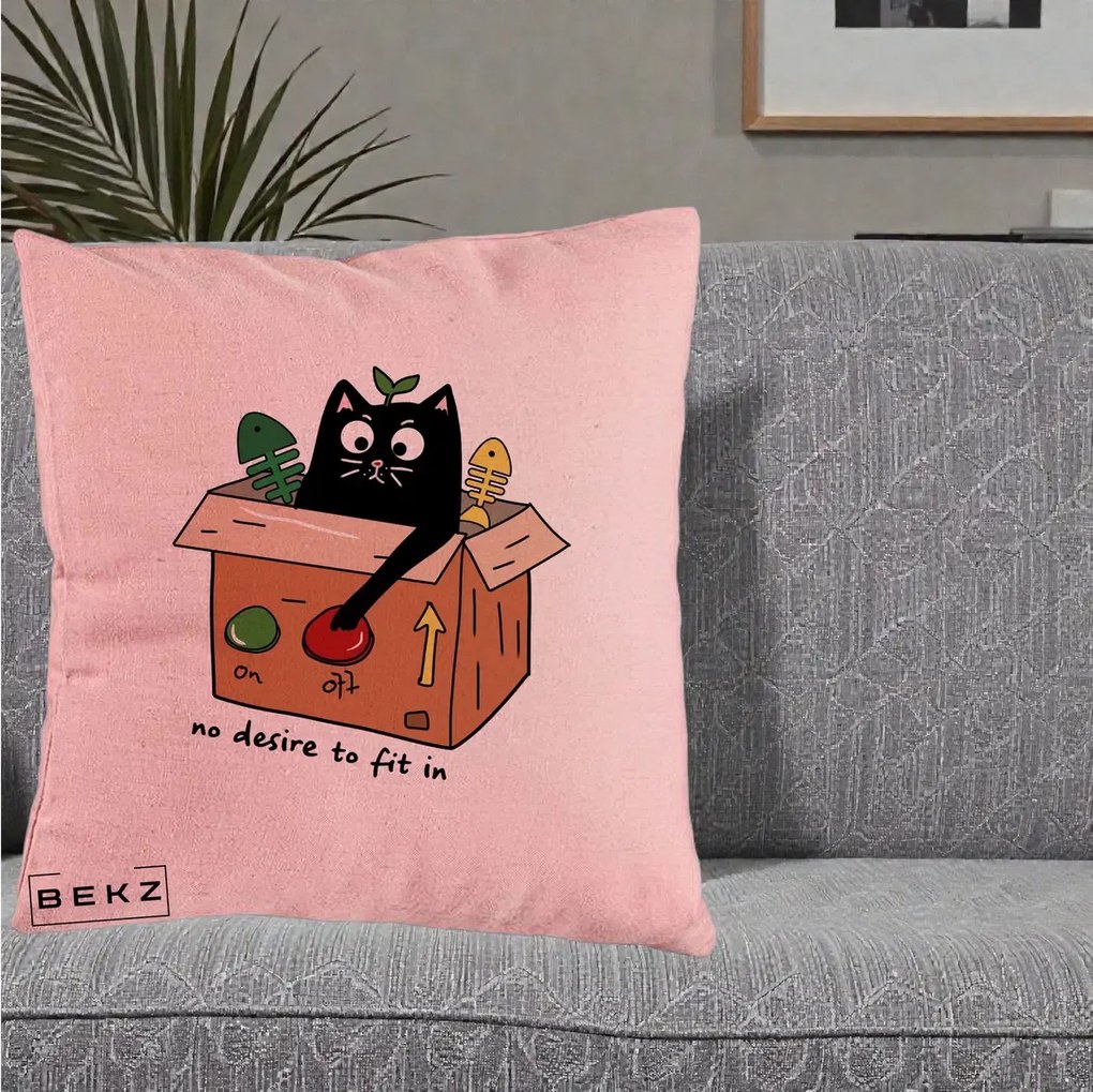 Perna Decorativa Pisica in Cutie No Desire to Fit In, 40x40 cm, Roz, Husa Detasabila, Perna Inclusa, BEKZ®