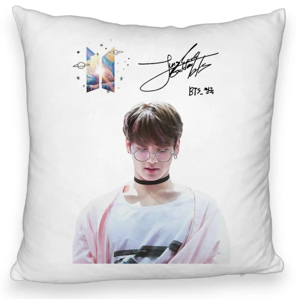 Perna Decorativa Fluffy BTS Jungkook 2, 40x40 cm, Husa Detasabila, Burduf