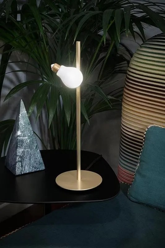 Veioza cu „bec” suspendat magic cu efect tridimensional Idea
