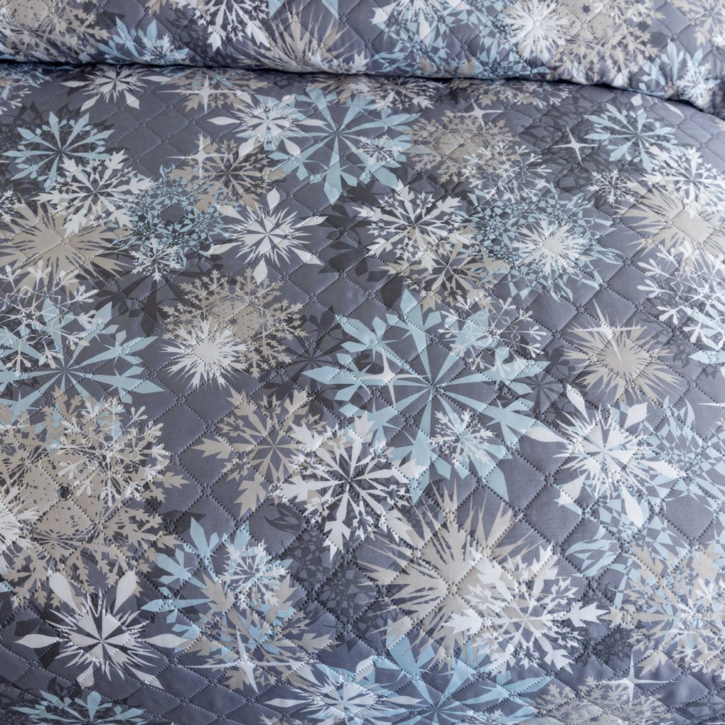 Cuvertura de pat SNOWFLAKE, albastru-gri Dimensiune: 220 x 240 cm