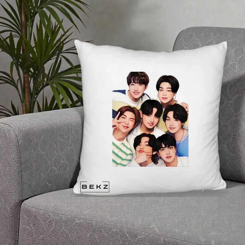 Perna Personalizata K-pop BTS Bangtan Boys Portret Grup Fanart, 40x40 cm, Alb Pufos, Husa Detasabila, Perna Inclusa, BEKZ®