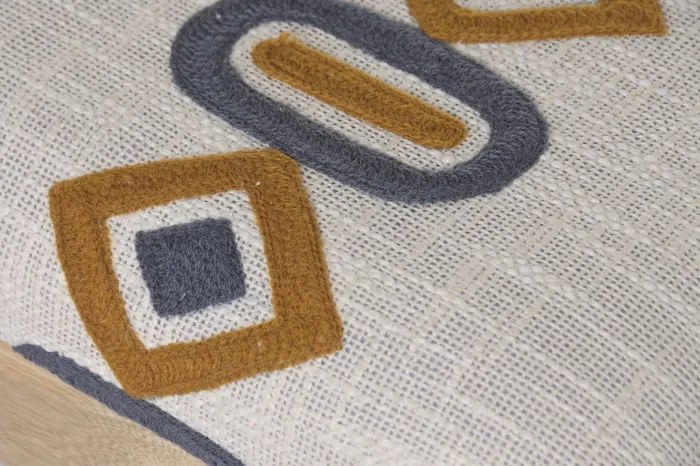 Banchetă tapițată pentru hol din bumbac ikat brodat manual și lemn masiv de mango, 113×35×45 cm, „Dakar"