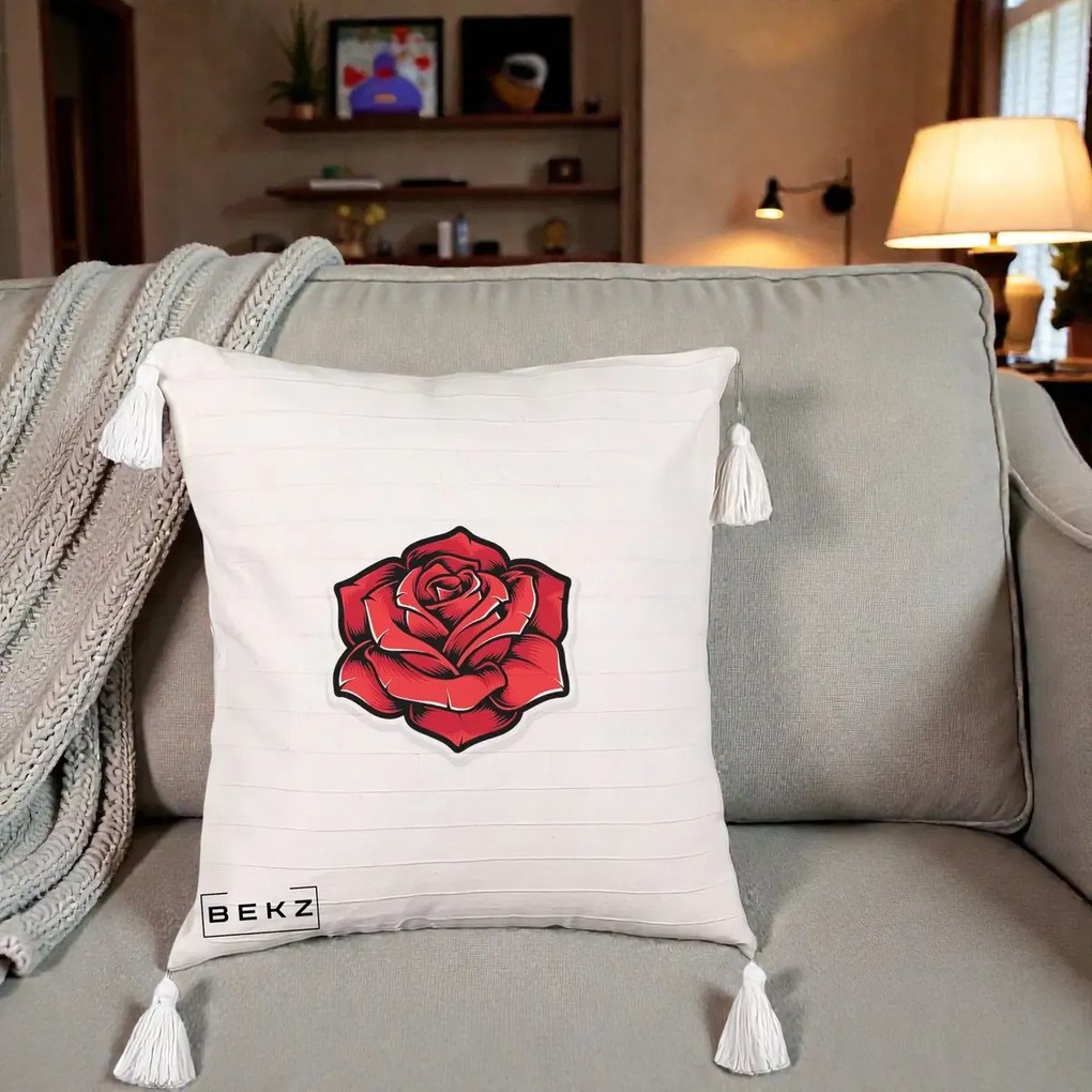 Perna Decorativa Trandafir Rosu Tattoo, 40x40 cm, Bej cu Franjuri, Husa Detasabila, Perna Inclusa, BEKZ®