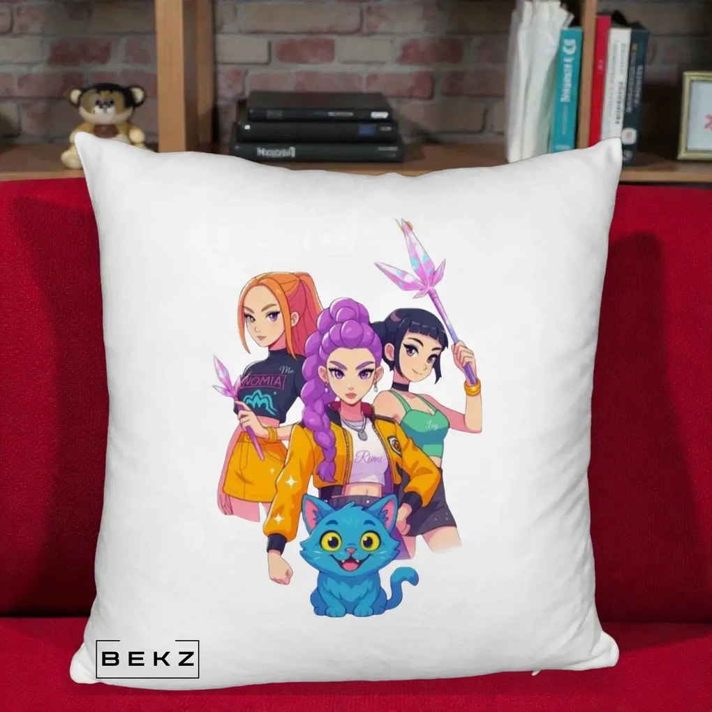 Perna Personalizata K-pop HUNTRX Trio cu Pisica si Cristale, 40x40 cm, Alb Pufos, Husa Detasabila, Perna Inclusa, BEKZ®