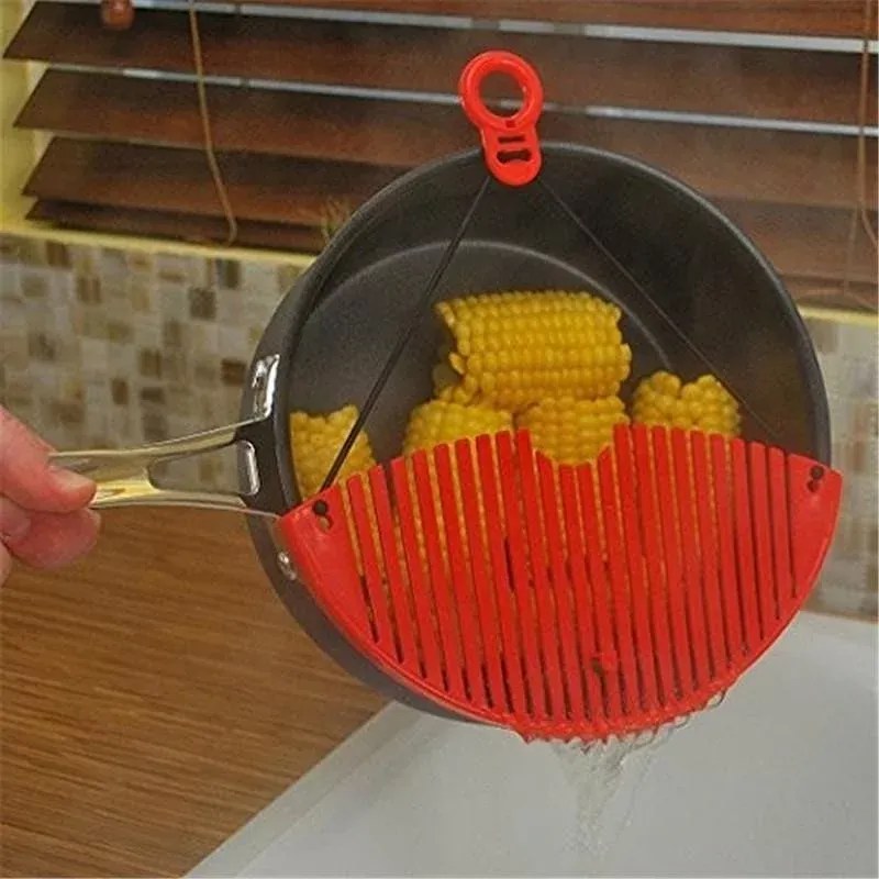 Strecurătoare universală extensibilă