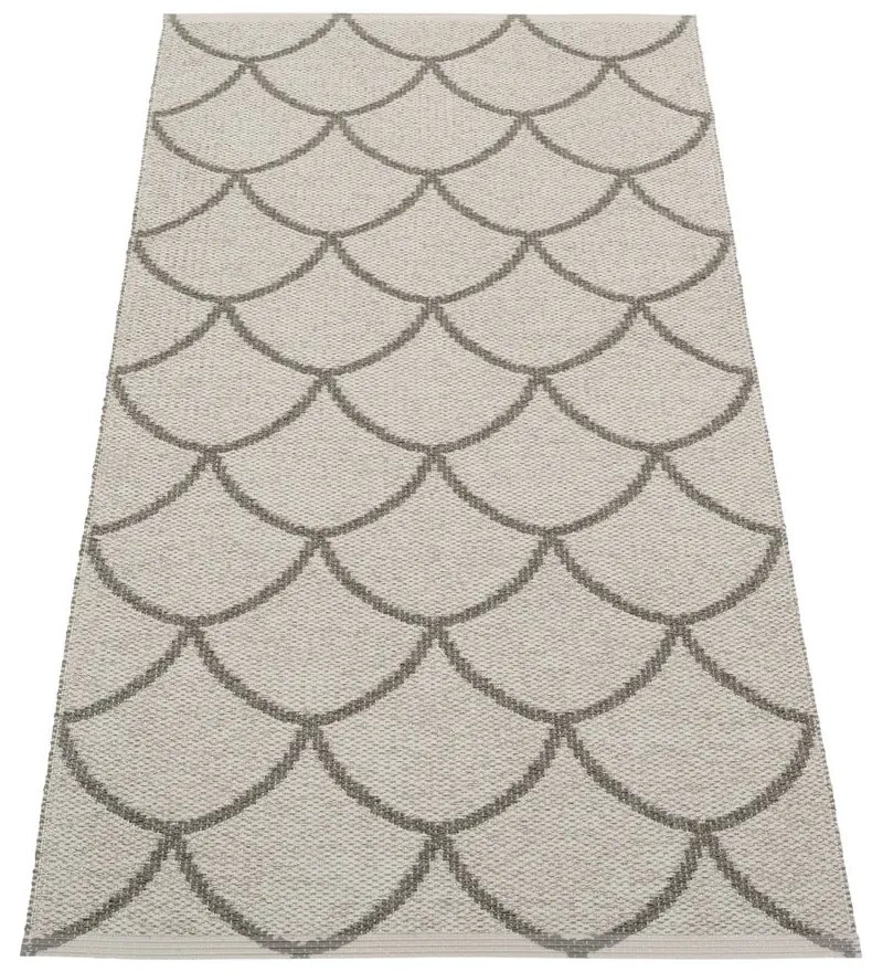 Covor tip traversă pentru interior și exterior gri 70x150 cm Kotte Charcoal – Pappelina