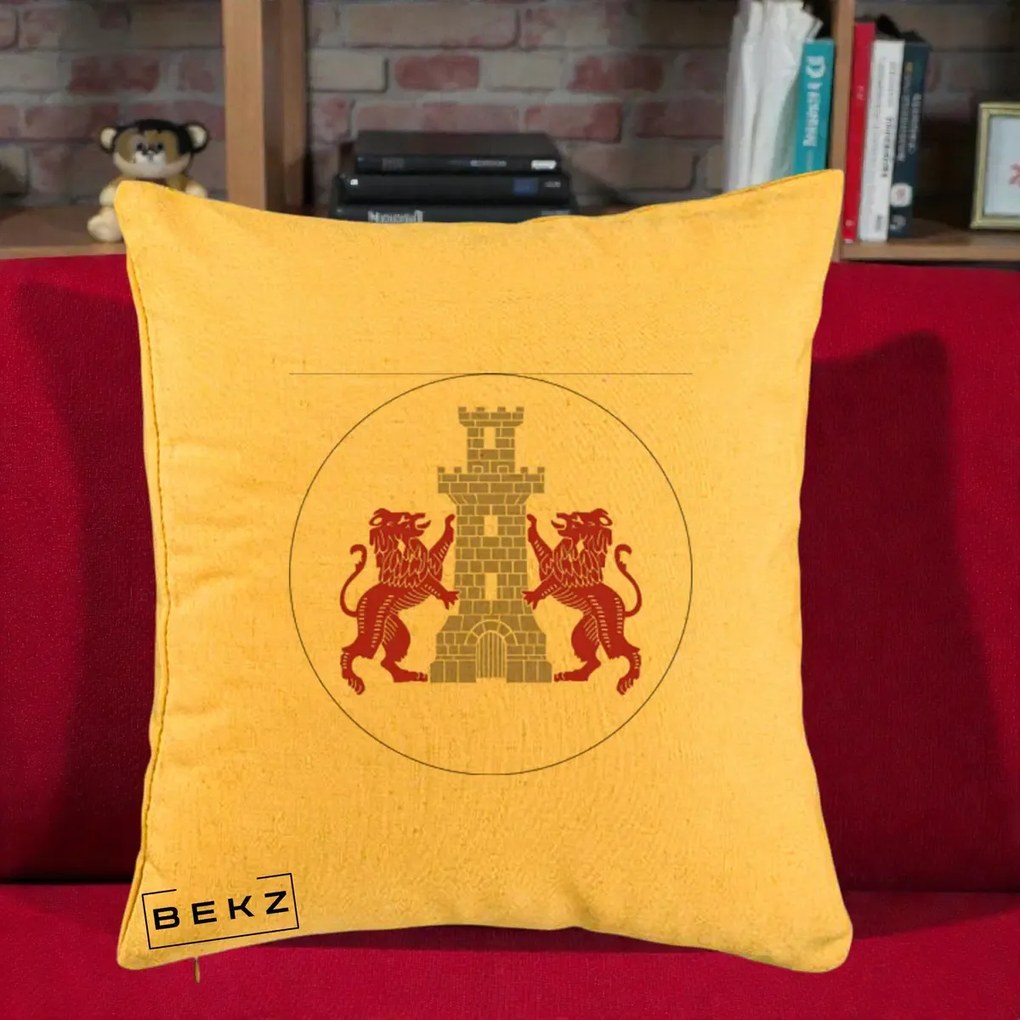Perna Personalizata Cetatea Turnu Magurele Heraldic, 40x40 cm, Galben, Husa Detasabila, Perna Inclusa, BEKZ®
