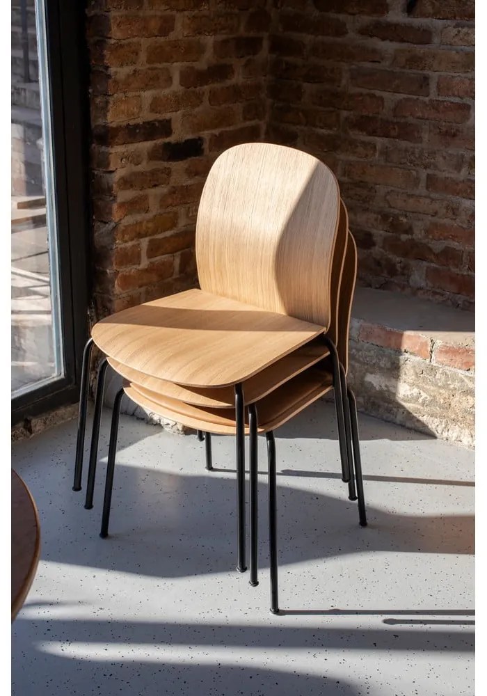 Scaune de dining în culoare naturală stivuibile 2 buc. cu aspect de lemn de stejar Book – Gazzda