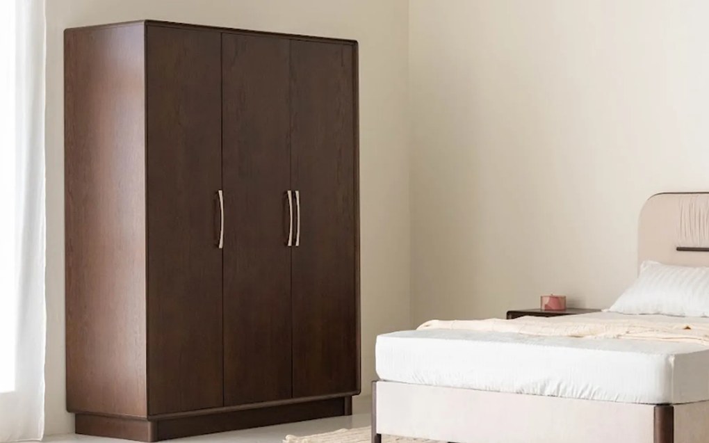 Dulap lemn masiv nuc Cooper, 140 × 62 × 198 cm