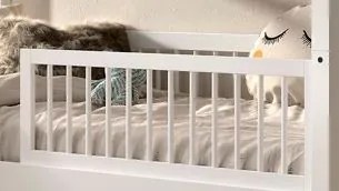 Barieră de Siguranță Forrest Beech cu Bare Rotunde pentru Pat Copii, din Lemn Masiv de Fag, Alb – Vipack