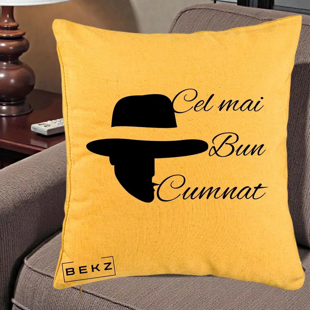 Cadou pentru Cumnat - Perna Personalizata Cel mai Bun Cumnat cu Silueta Palarie, 40x40 cm, Galben, Husa Detasabila, Perna Inclusa, BEKZ®
