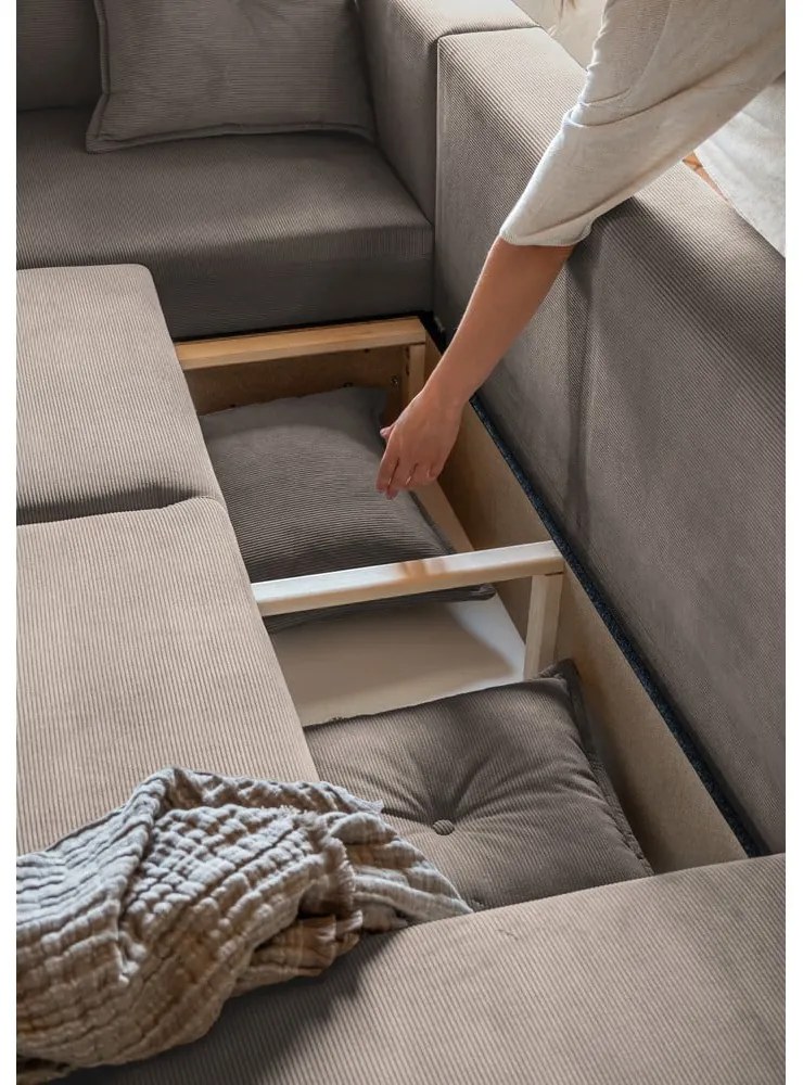 Colțar maro deschis extensibil cu tapițerie din catifea reiată (colț stânga/în formă de "U") Lazy Lukka – Miuform