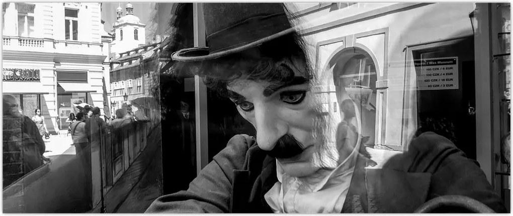 Tablou - Charles Chaplin la Praga (120x50 cm)