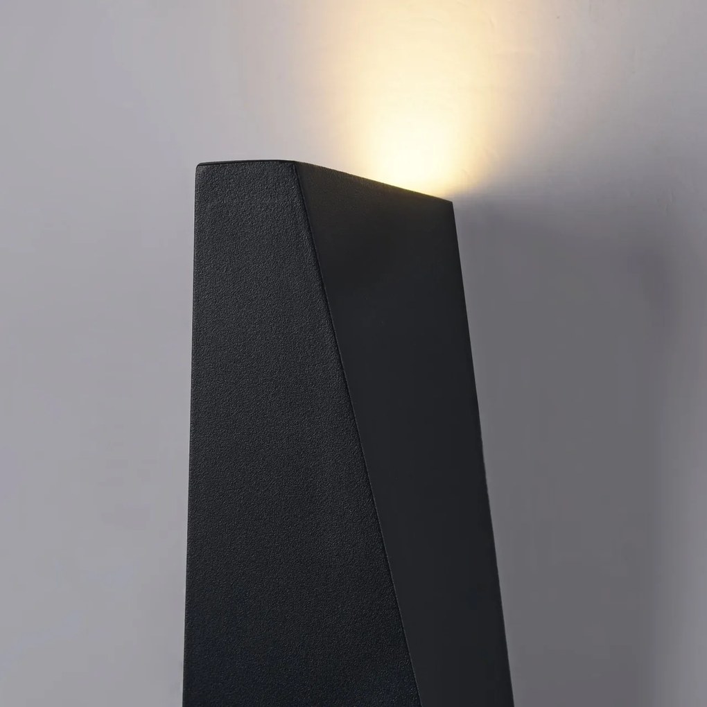 Aplica LED pentru iluminat exterior design modern Times Square IP54 negru MYO580WL-L6B