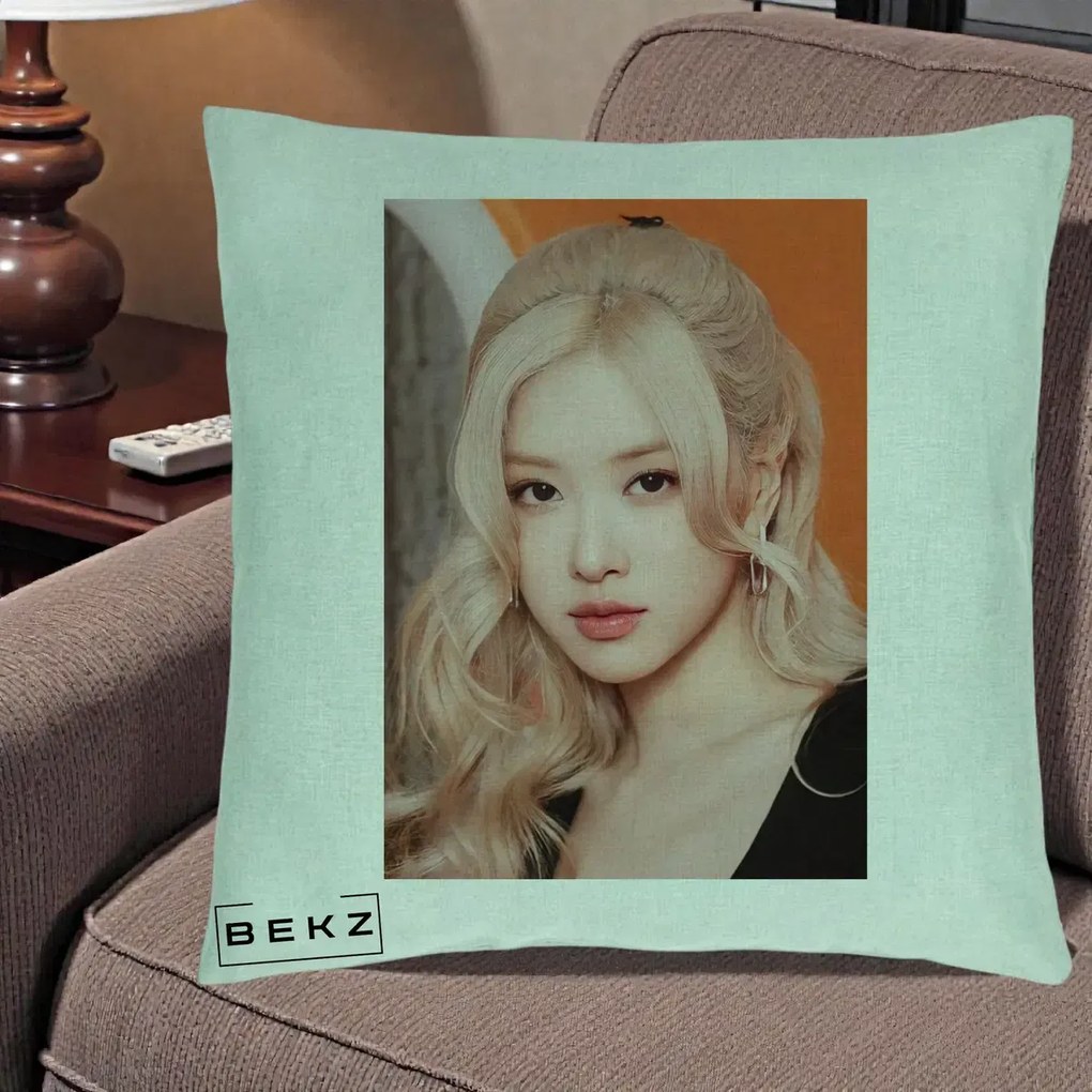 Perna Personalizata K-pop BLACKPINK cu Funda Rosie, 40x40 cm, Verde Menta, Husa Detasabila, Perna Inclusa, BEKZ®