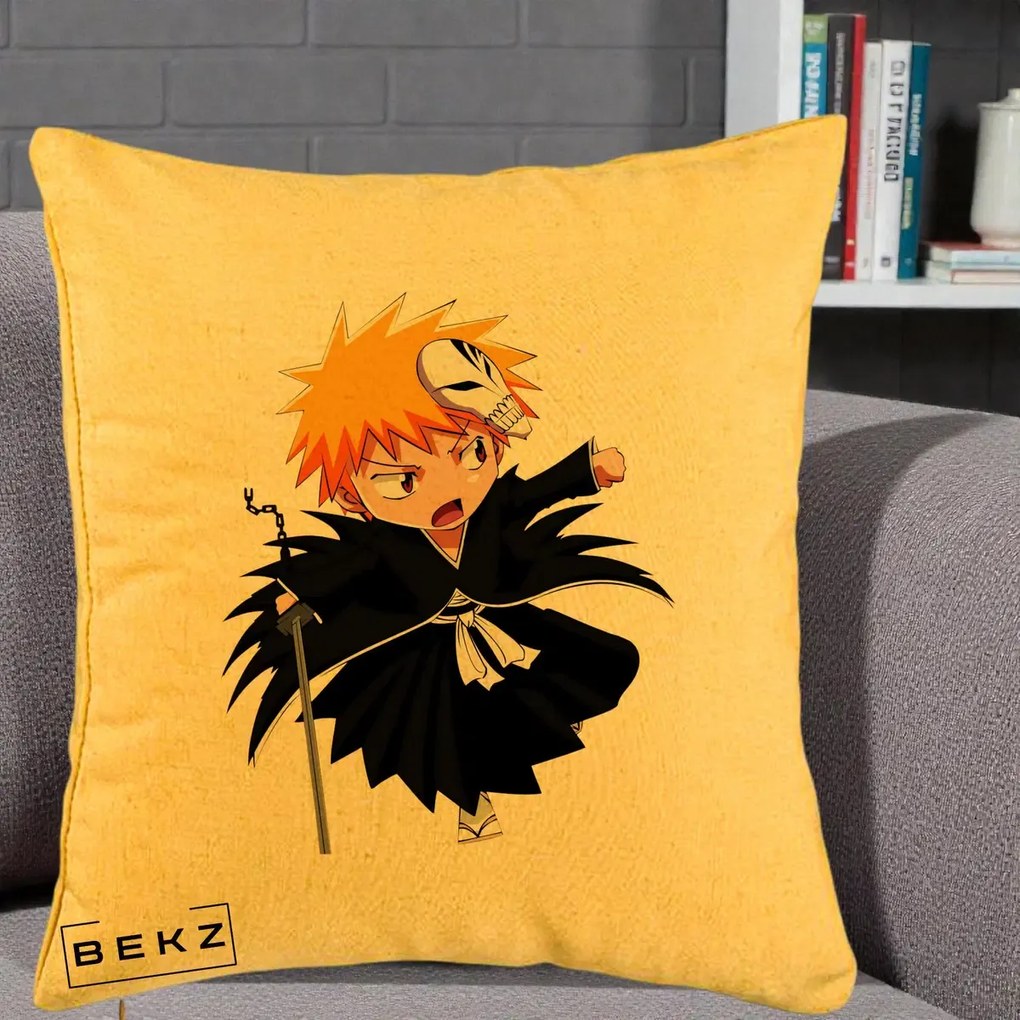 Perna Personalizata Bleach Ichigo Chibi cu Masca, 40x40 cm, Galben, Husa Detasabila, Perna Inclusa, BEKZ®