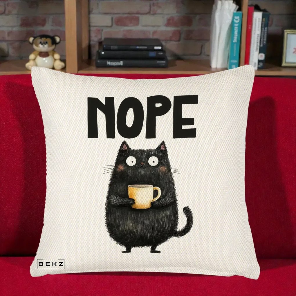 Perna Decorativa NOPE Pisica Neagra Cafea, 40x40 cm, Crem Reliefat, Husa Detasabila, Perna Inclusa, BEKZ®