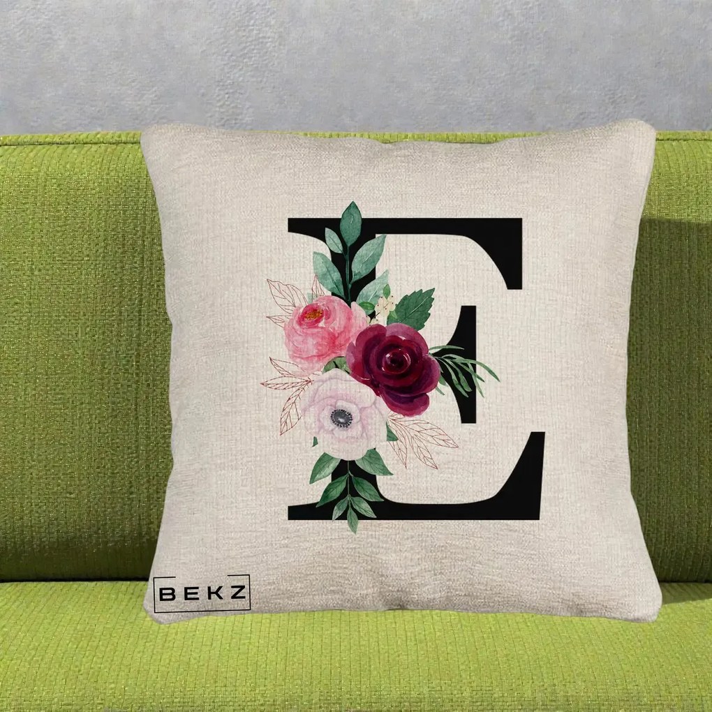 Cadou Personalizat - Perna Personalizata Monograma Florala Litera E, 40x40 cm, Bej Canapea, Husa Detasabila, Perna Inclusa, BEKZ®